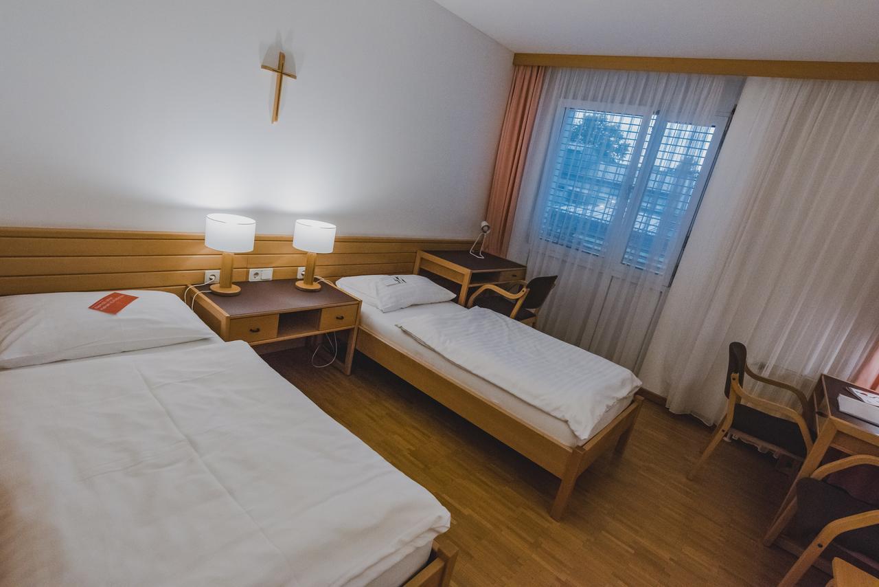 Bildungshaus St. Hippolyt Hotel Sankt Poelten Kültér fotó